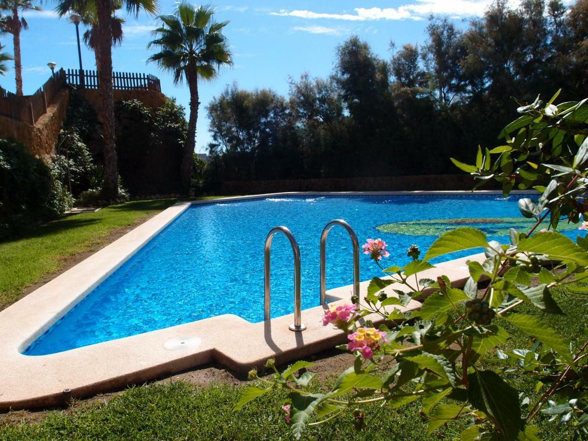 Apartamento Tranquilo Cerca De Buena Piscina Y Con Buen Aire Acondicionado أغيلاس المظهر الخارجي الصورة