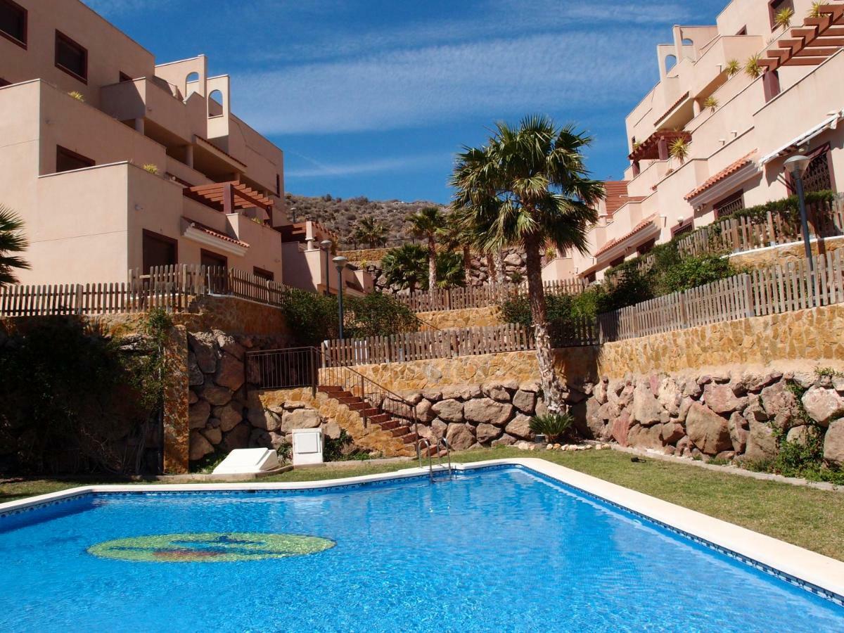 Apartamento Tranquilo Cerca De Buena Piscina Y Con Buen Aire Acondicionado أغيلاس المظهر الخارجي الصورة