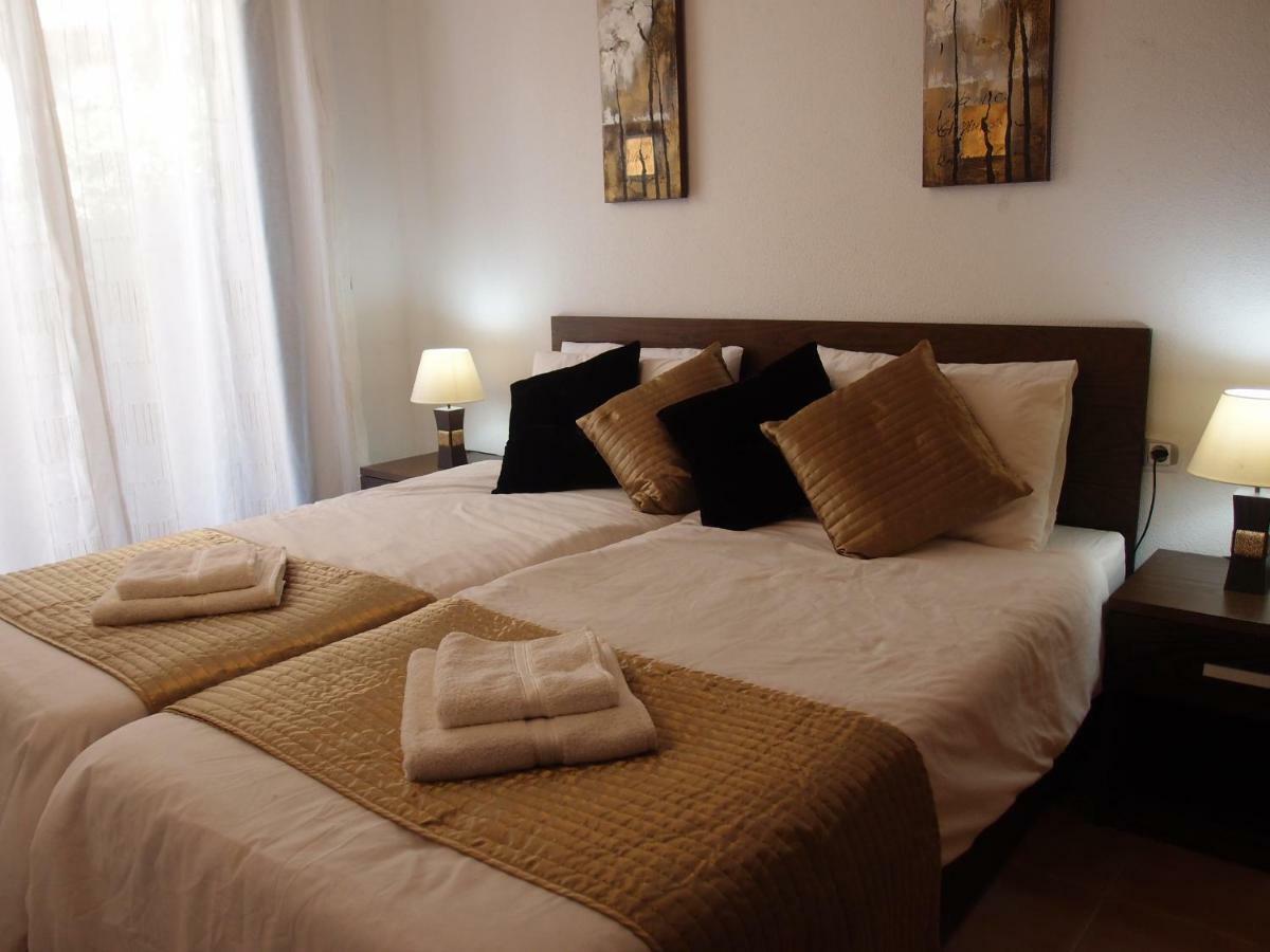 Apartamento Tranquilo Cerca De Buena Piscina Y Con Buen Aire Acondicionado أغيلاس المظهر الخارجي الصورة