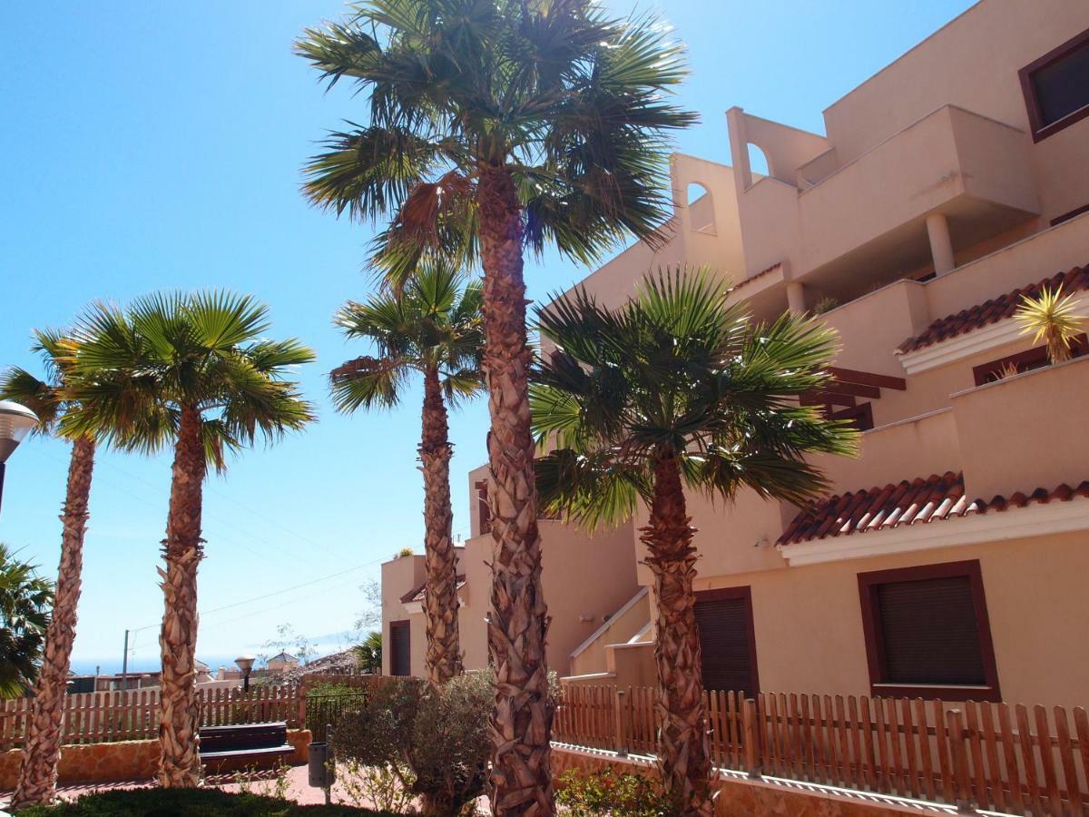 Apartamento Tranquilo Cerca De Buena Piscina Y Con Buen Aire Acondicionado أغيلاس المظهر الخارجي الصورة